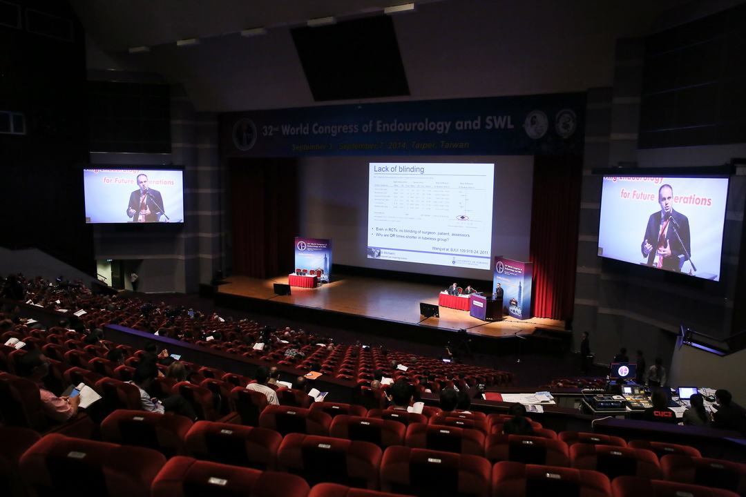 images/account_gallery/The_Second_Global_Symposium_on_Health_Systems_Research_/WCE 0904_0274_1475492309.jpg